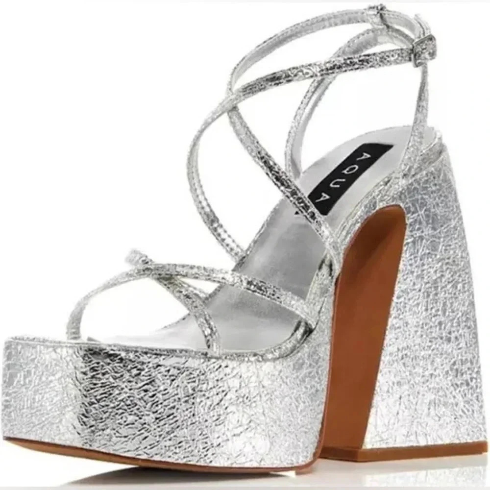 NWOB Aqua Women’s Chanc Strappy Silver Platform Heels